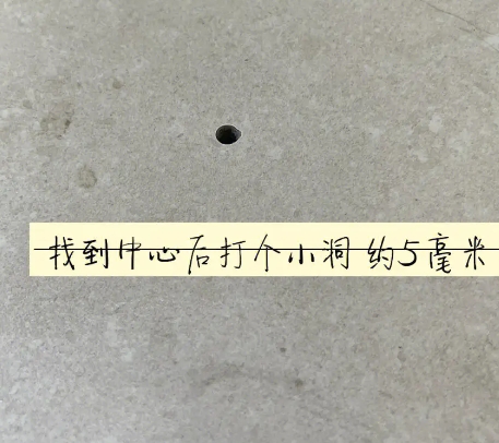 栾川瓷砖空鼓维修公司专业解答在瓷砖铺贴过程中，如果砂料搅拌不均匀，将会带来以下问题